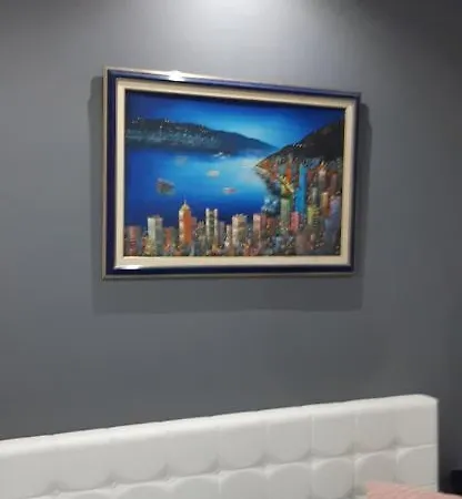 Cozy Mihaela With Balcony, Near Park Marjan & Old Town - Quiet Neighborhood * Split