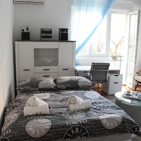 Apartamento Cozy Mihaela With Balcony, Near Park Marjan & Old Town - Quiet Neighborhood