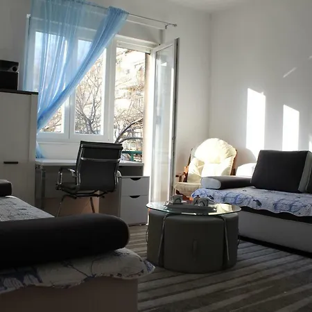 Cozy Mihaela With Balcony, Near Park Marjan & Old Town - Quiet Neighborhood Apartamento Split